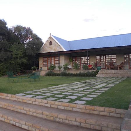 Olive Hill Country Lodge Bloemfontein Dış mekan fotoğraf